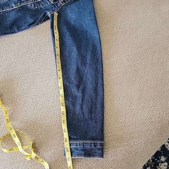 Levi's Strauss Signature Gold NWOT Distressed Trucker Denim Jean Jacket-Small - Picture 11 of 16